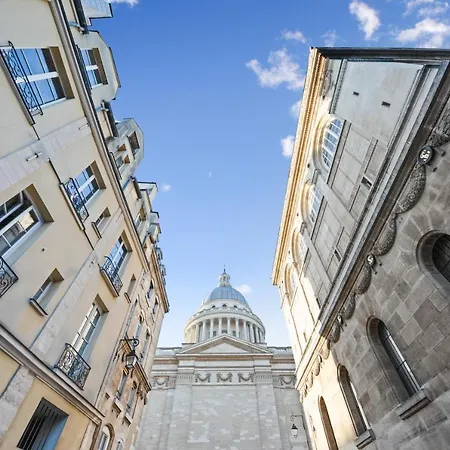 Apartment Pantheon Paris